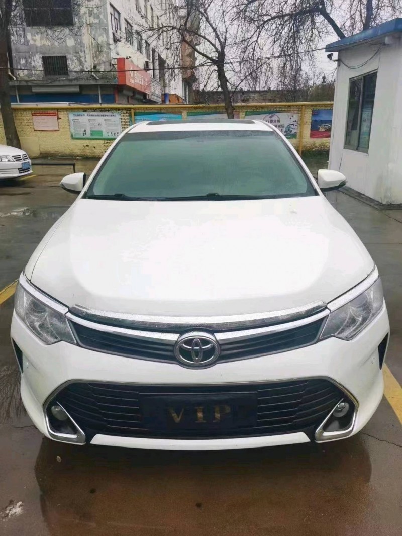 邯郸17年丰田凯美瑞9