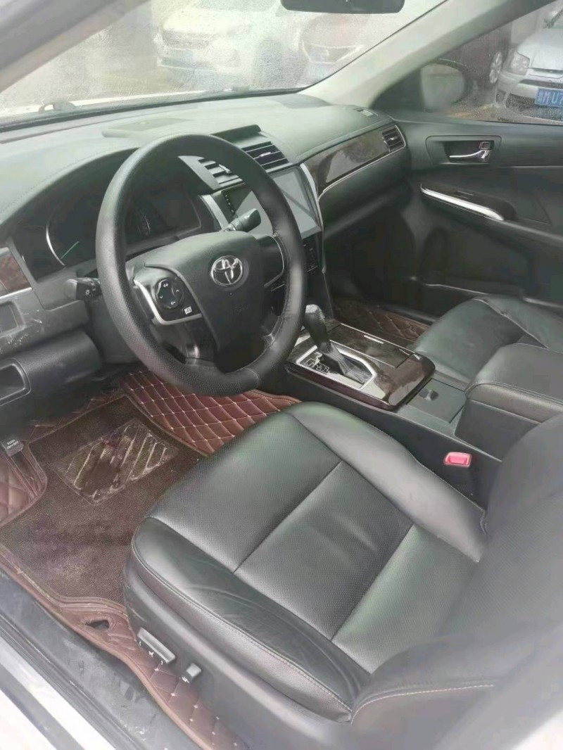 邯郸17年丰田凯美瑞6