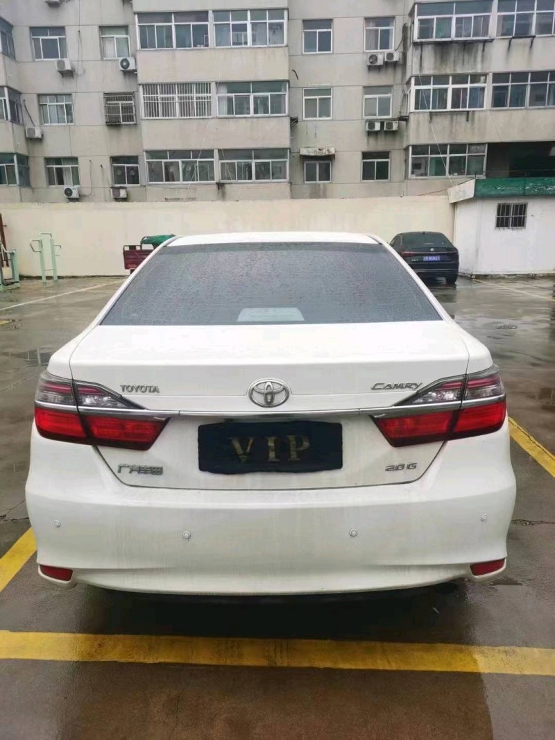 邯郸17年丰田凯美瑞1