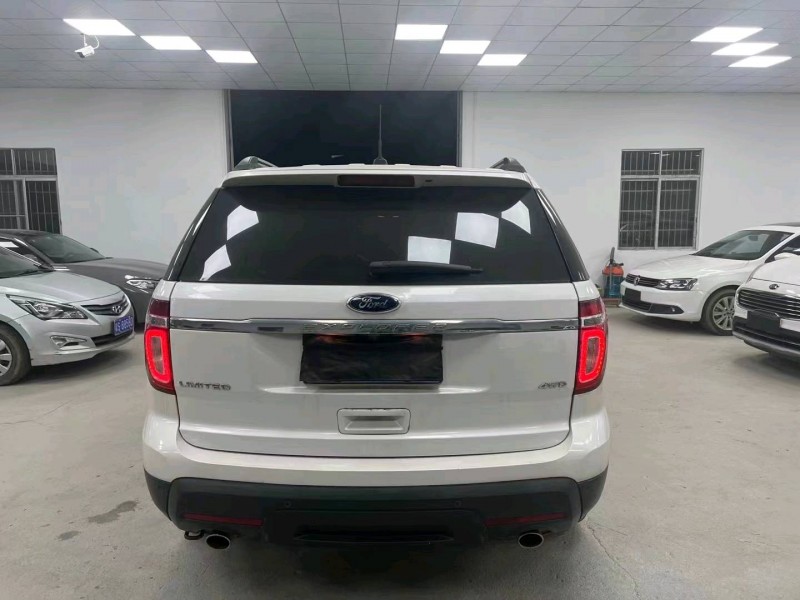 广州14年福特探险者8