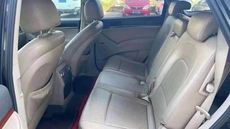 东莞07年现代维拉克斯5