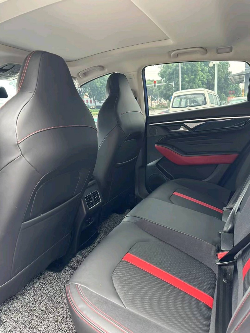 东莞21年江淮思皓5