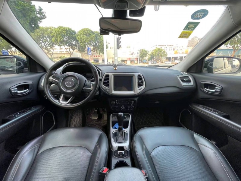 东莞18年Jeep指南者6