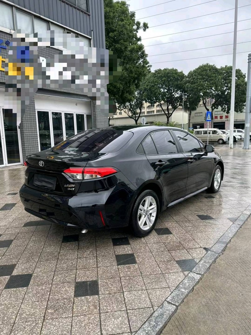 东莞20年丰田雷凌7