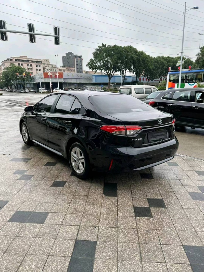 东莞20年丰田雷凌8