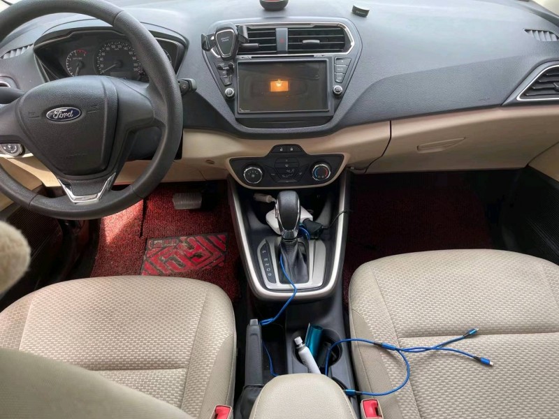 东莞17年福特福睿斯4