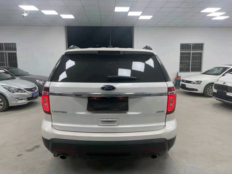 珠海14年福特探险者3