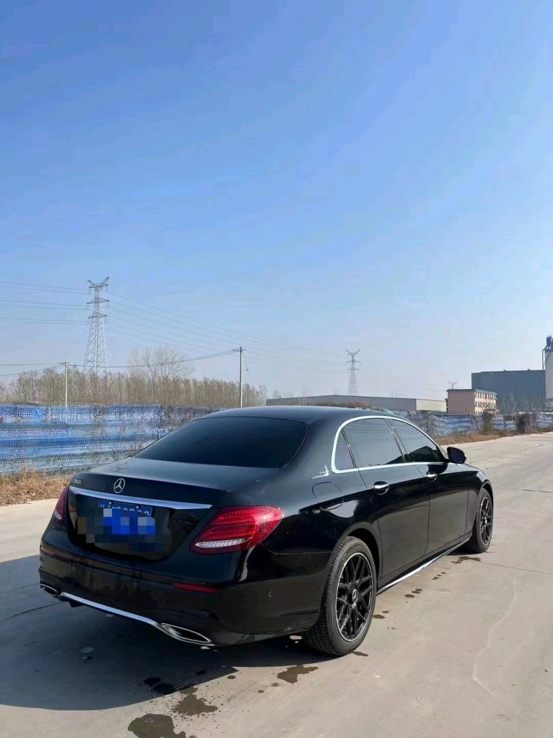 枣庄17年奔驰E8
