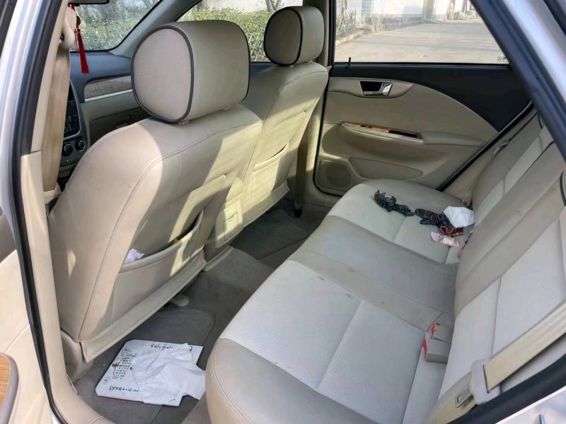 济南17年别克凯越3