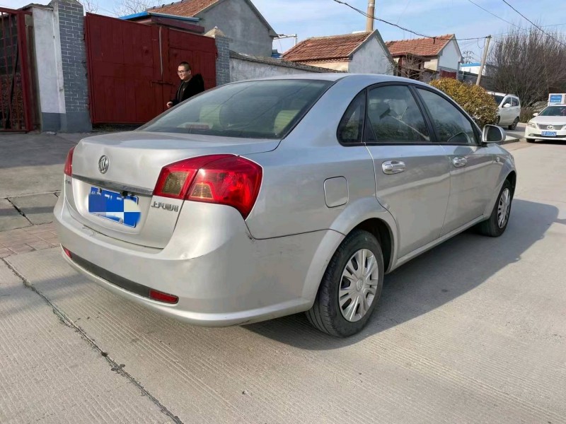 济南17年别克凯越6