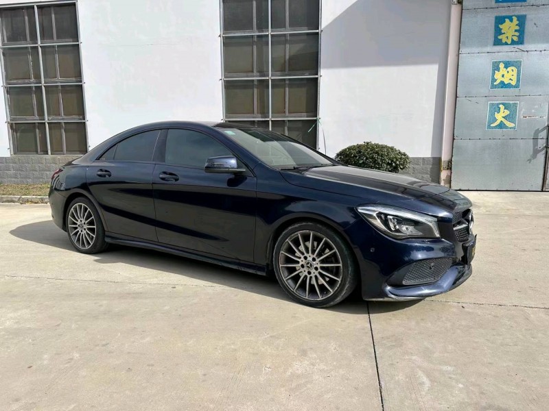 盐城18年奔驰CLA3