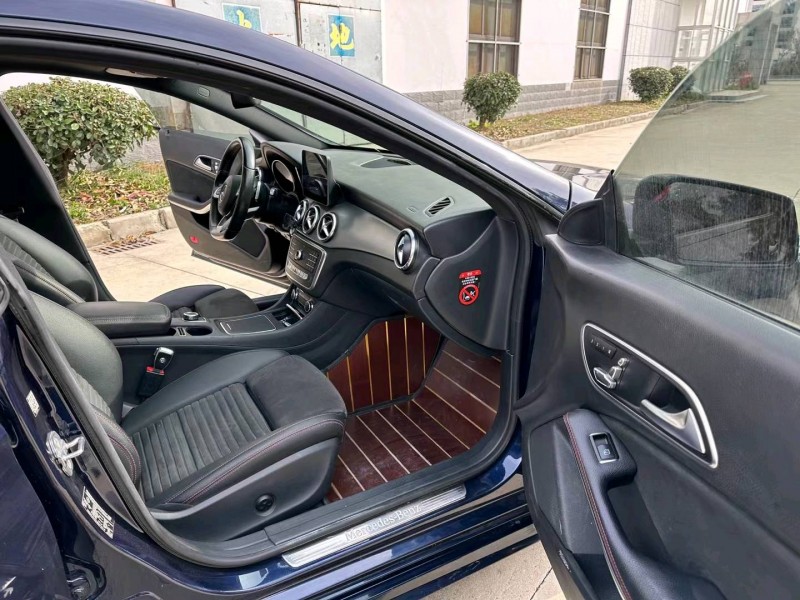 盐城18年奔驰CLA5