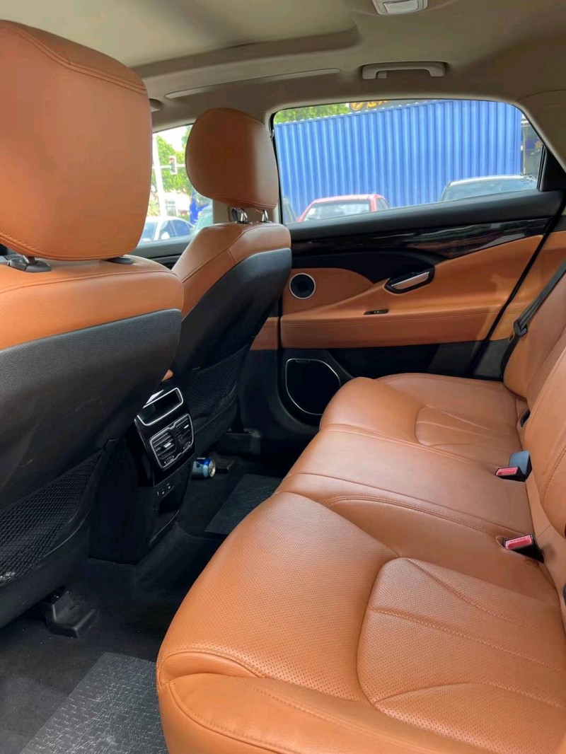 东莞17年吉利博瑞6