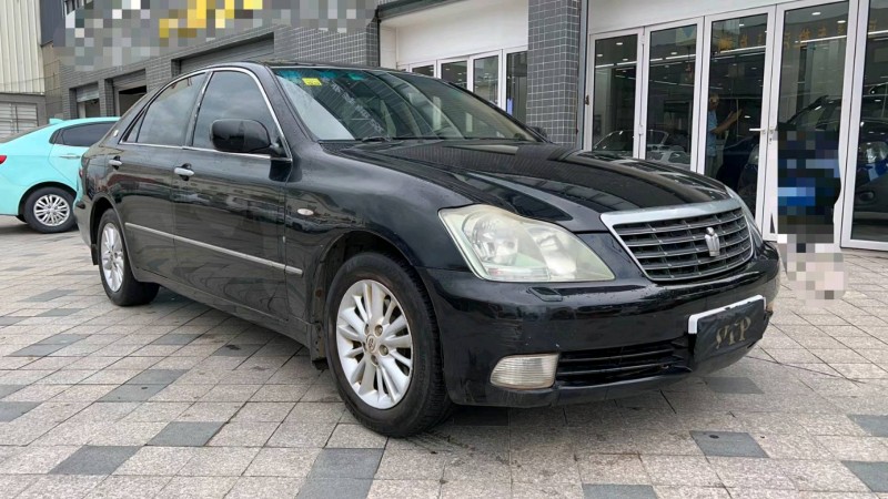 东莞06年丰田皇冠3