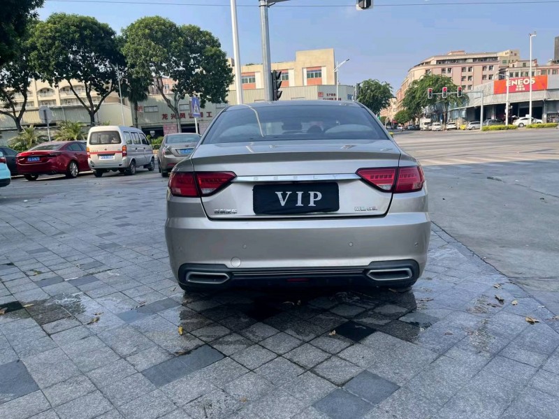 东莞18年吉利帝豪GL9