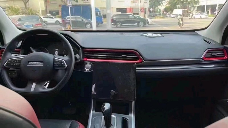 东莞21年哈弗F56