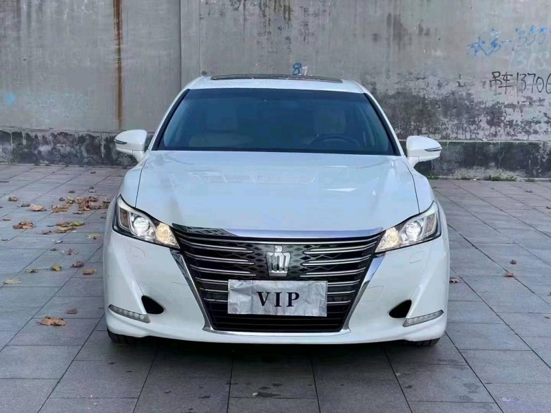 枣庄15年丰田皇冠9
