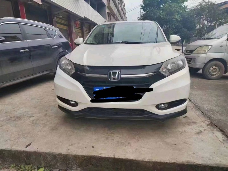 广州17年本田缤智1