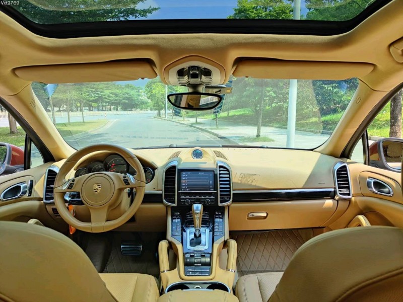 东莞12年保时捷卡宴4