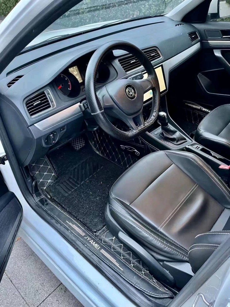 潍坊19年大众朗逸4