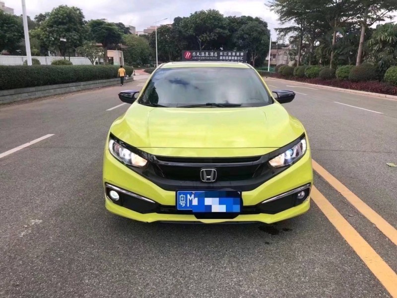珠海19年本田思域1