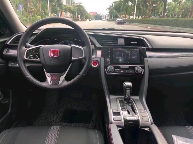 珠海19年本田思域2