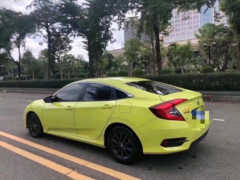 珠海19年本田思域7