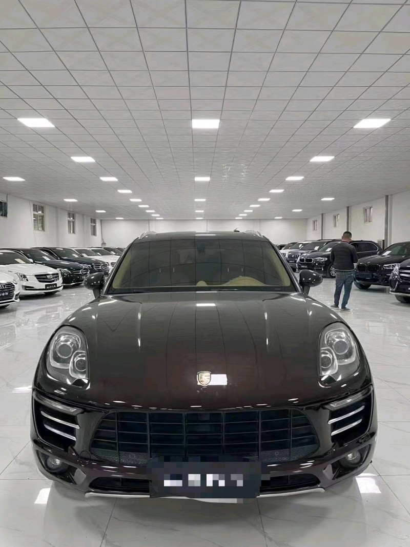 廊坊15年保时捷Macan1