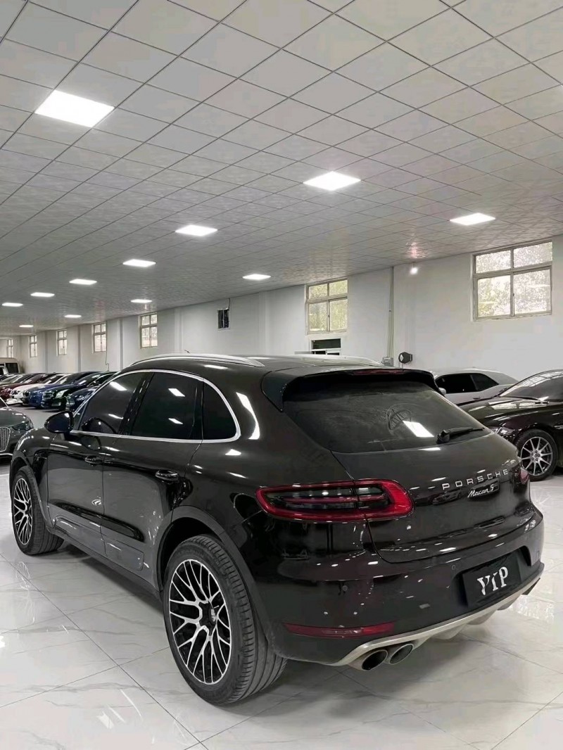 廊坊15年保时捷Macan7