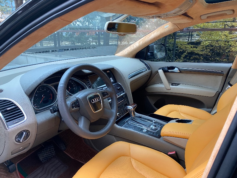 成都12年奥迪Q71