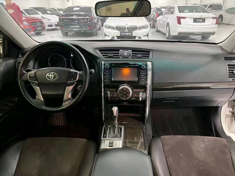 廊坊15年丰田锐志6