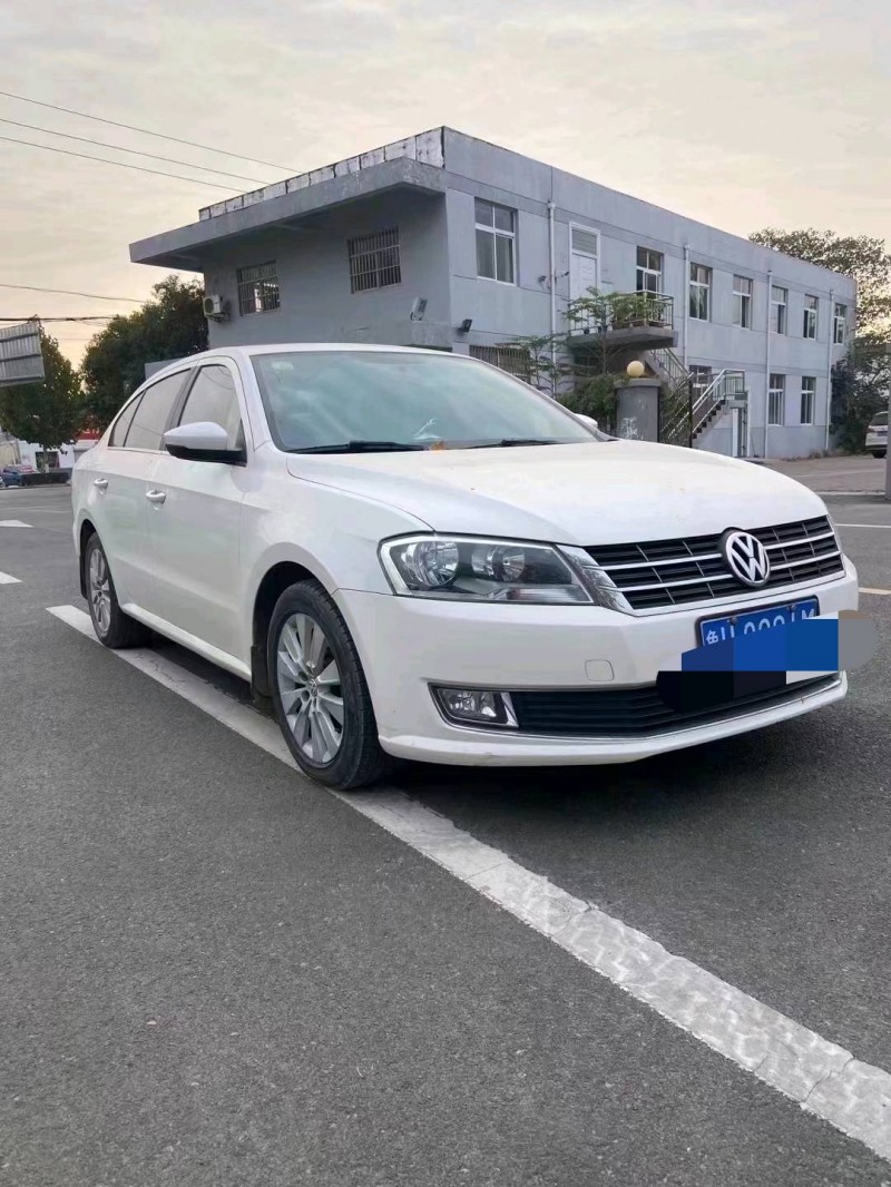 青岛13年大众朗逸2