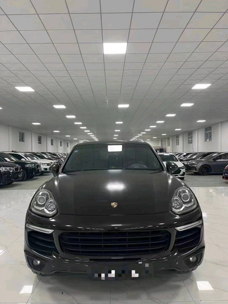 廊坊18年保时捷卡宴1