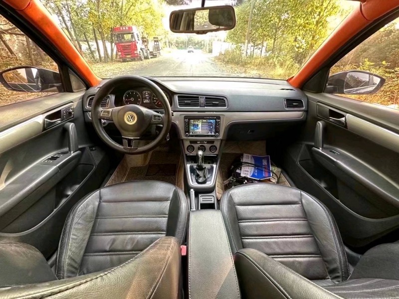 北京13年大众朗逸6