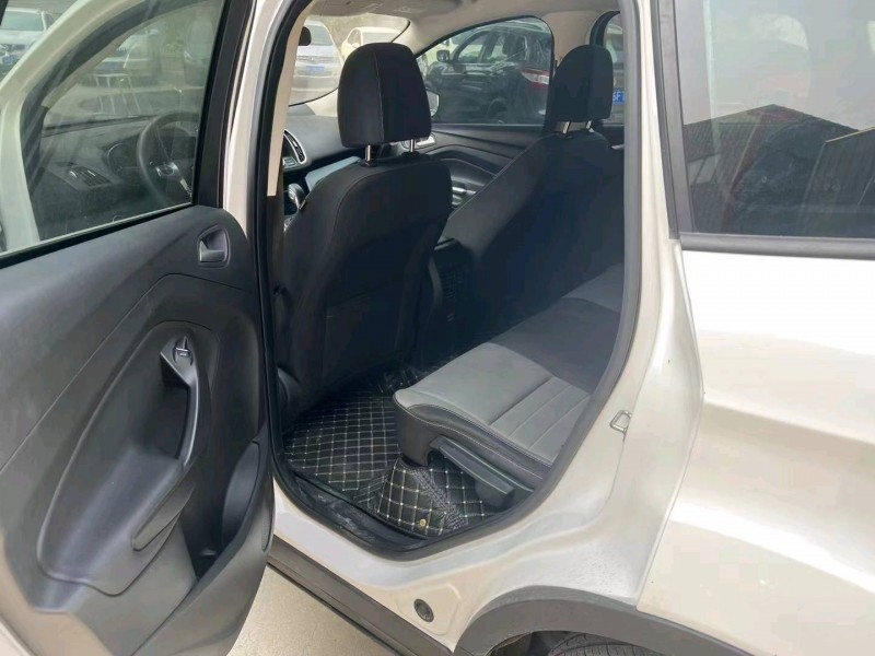 邯郸16年福特翼虎6