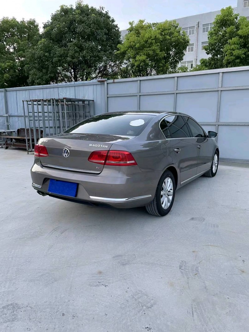 徐州14年大众迈腾7