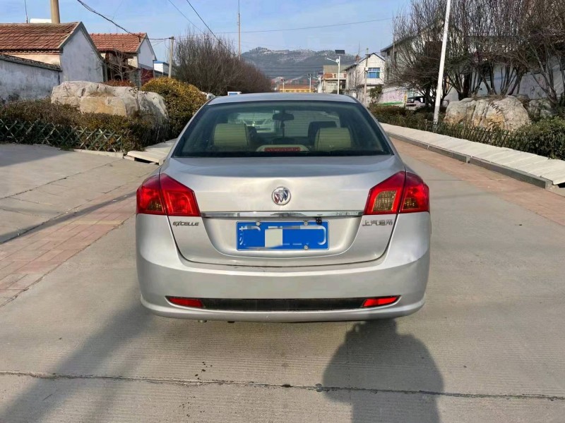 枣庄17年别克凯越3