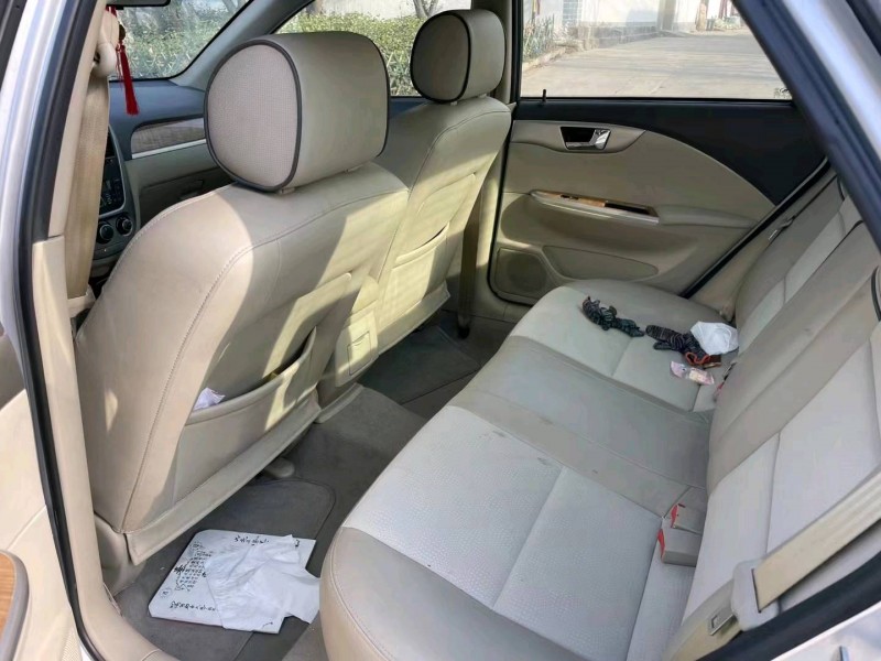 枣庄17年别克凯越4