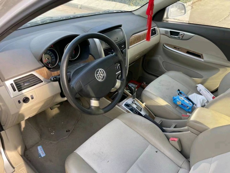 枣庄17年别克凯越7