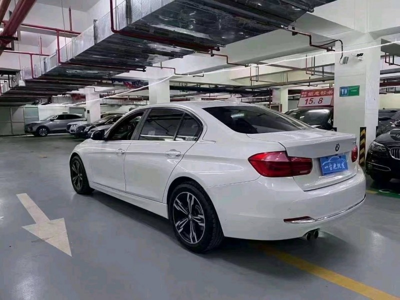 北京17年宝马3系4