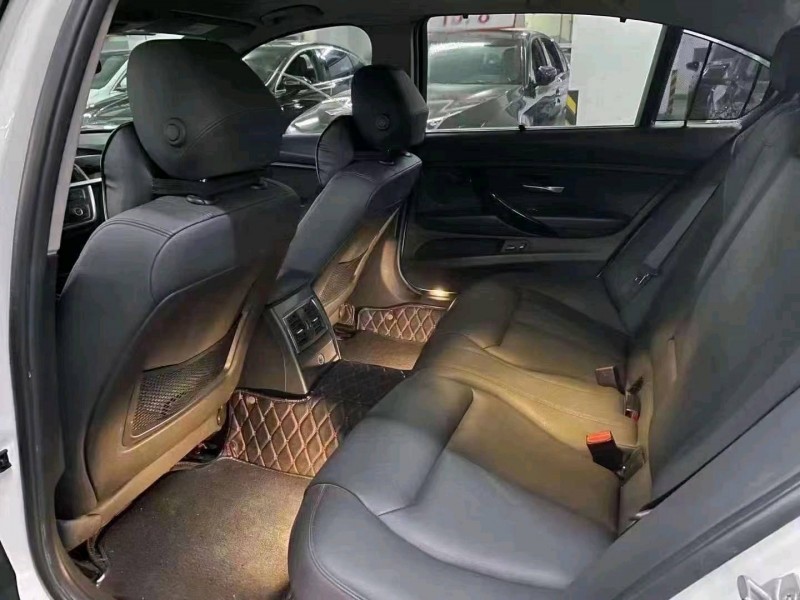 北京17年宝马3系5