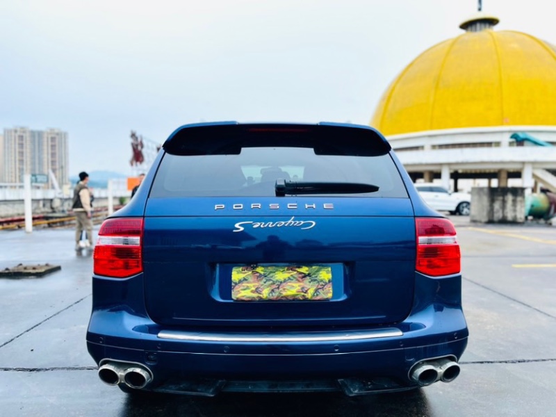 东莞07年保时捷卡宴4