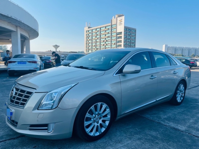 东莞13年凯迪拉克XTS7