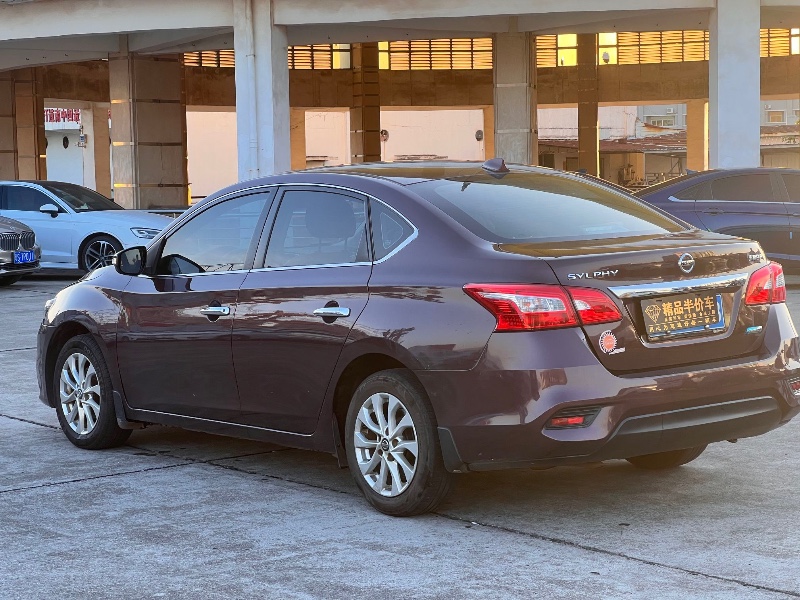 东莞18年日产轩逸4