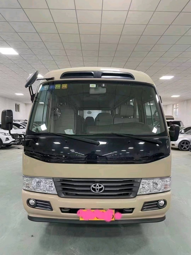 廊坊16年丰田考斯特1