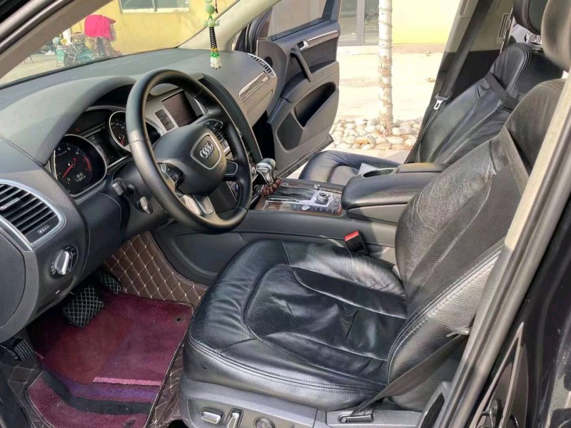 济南14年奥迪Q76