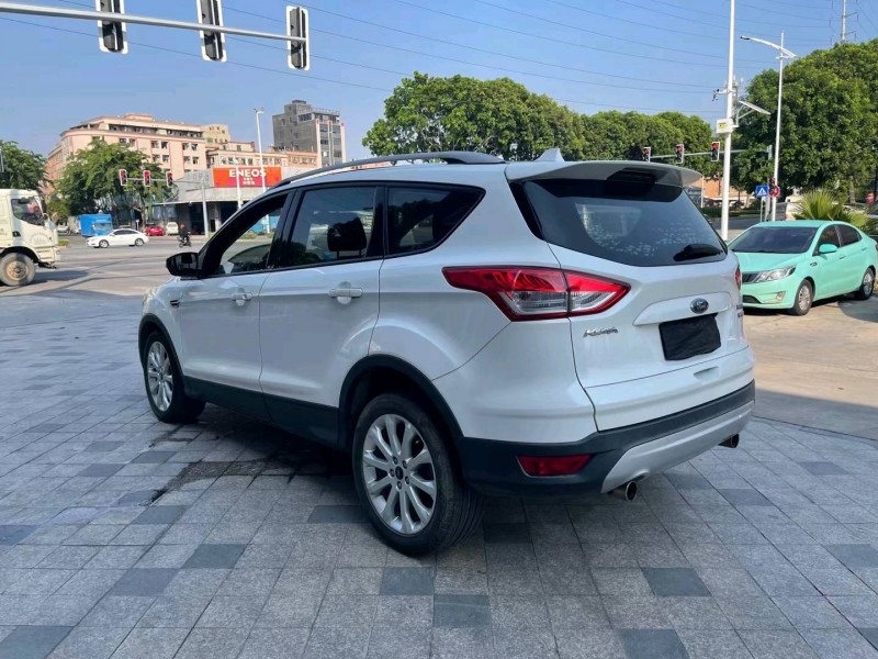 东莞15年福特翼虎7