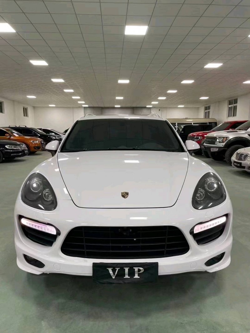 廊坊11年保时捷卡宴1