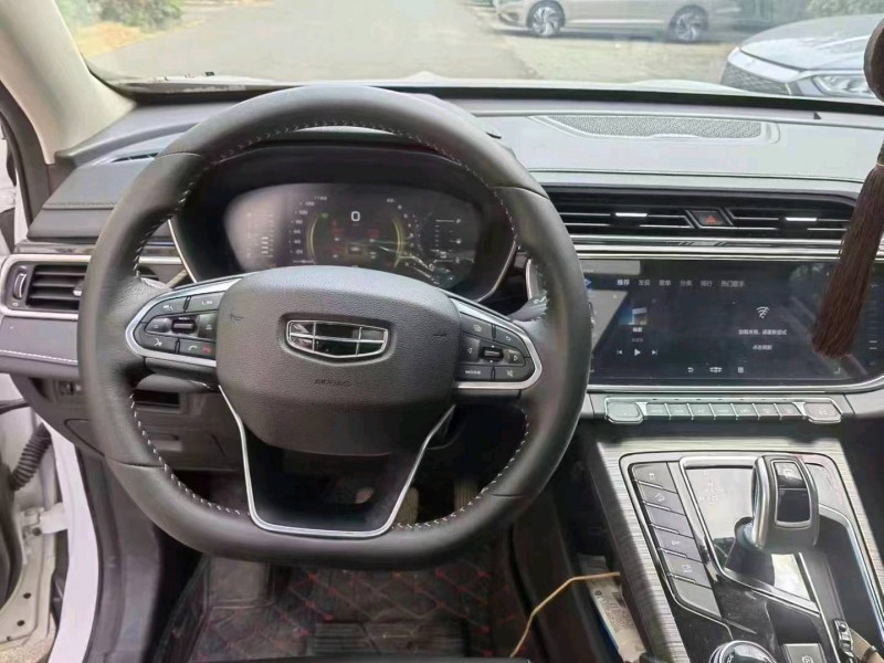 宜昌20年吉利博越8