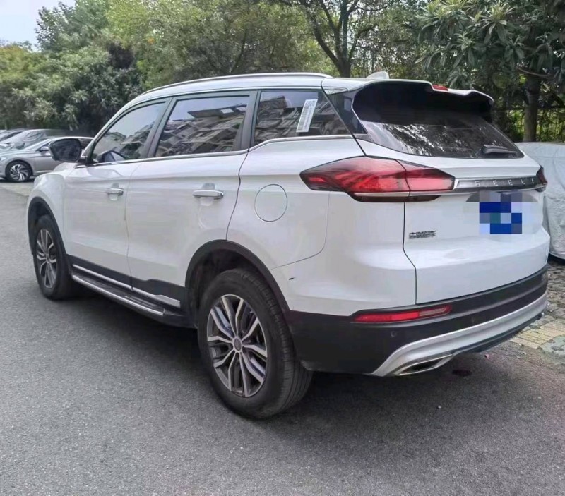 宜昌20年吉利博越7